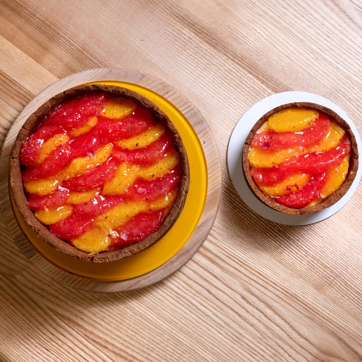 Великий і бенто чізкейк VITAMIN C з філе апельсину і грейпфруту від Cheesecake Family